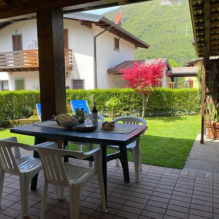 Casa Alice Apartment Crone Екстериор снимка