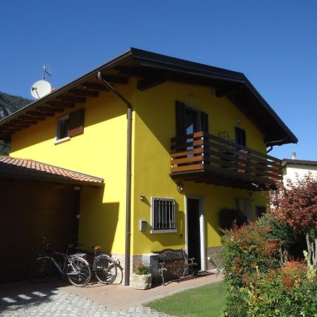 Casa Alice Apartment Crone Екстериор снимка