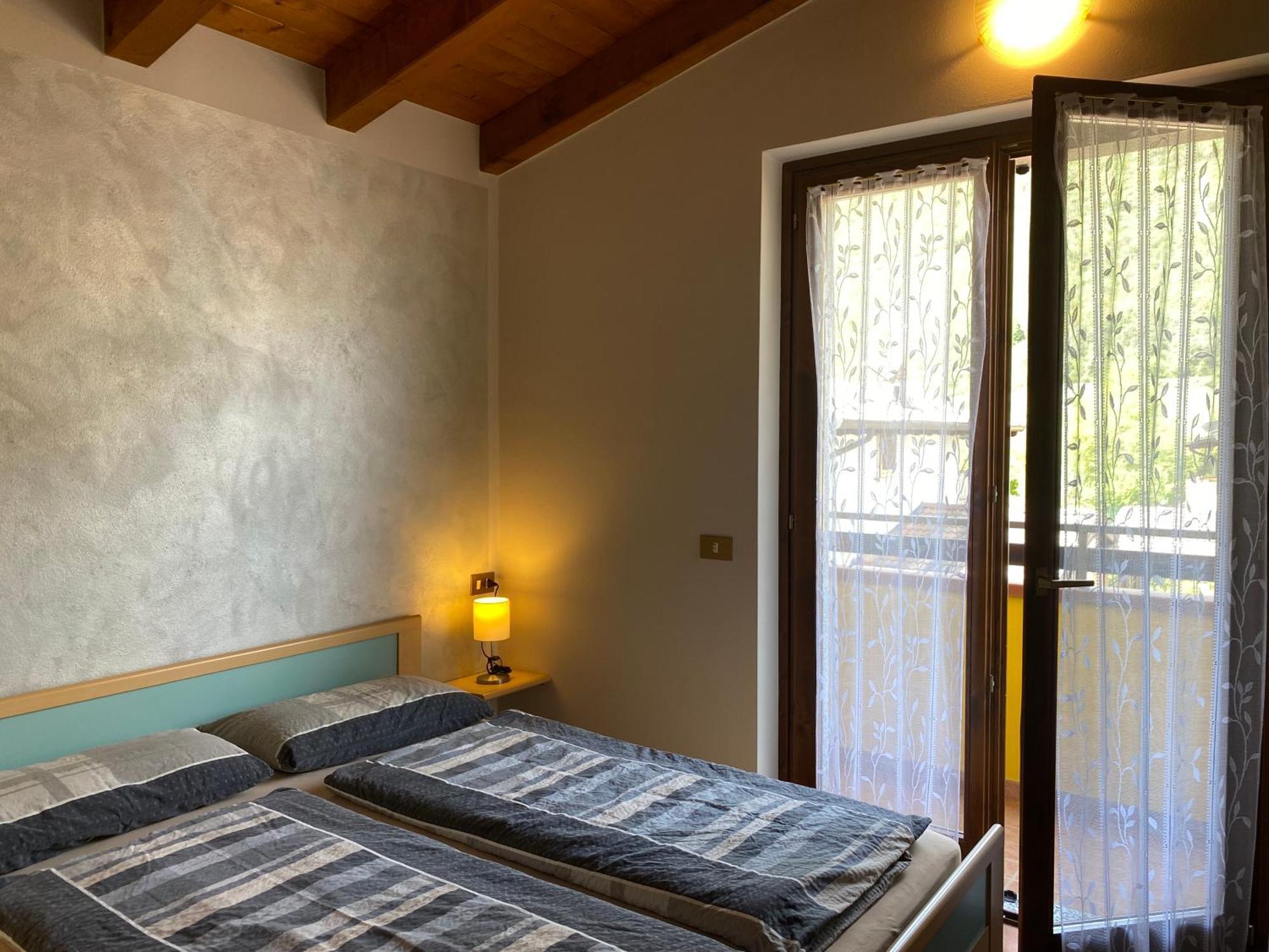 Casa Alice Apartment Crone Екстериор снимка