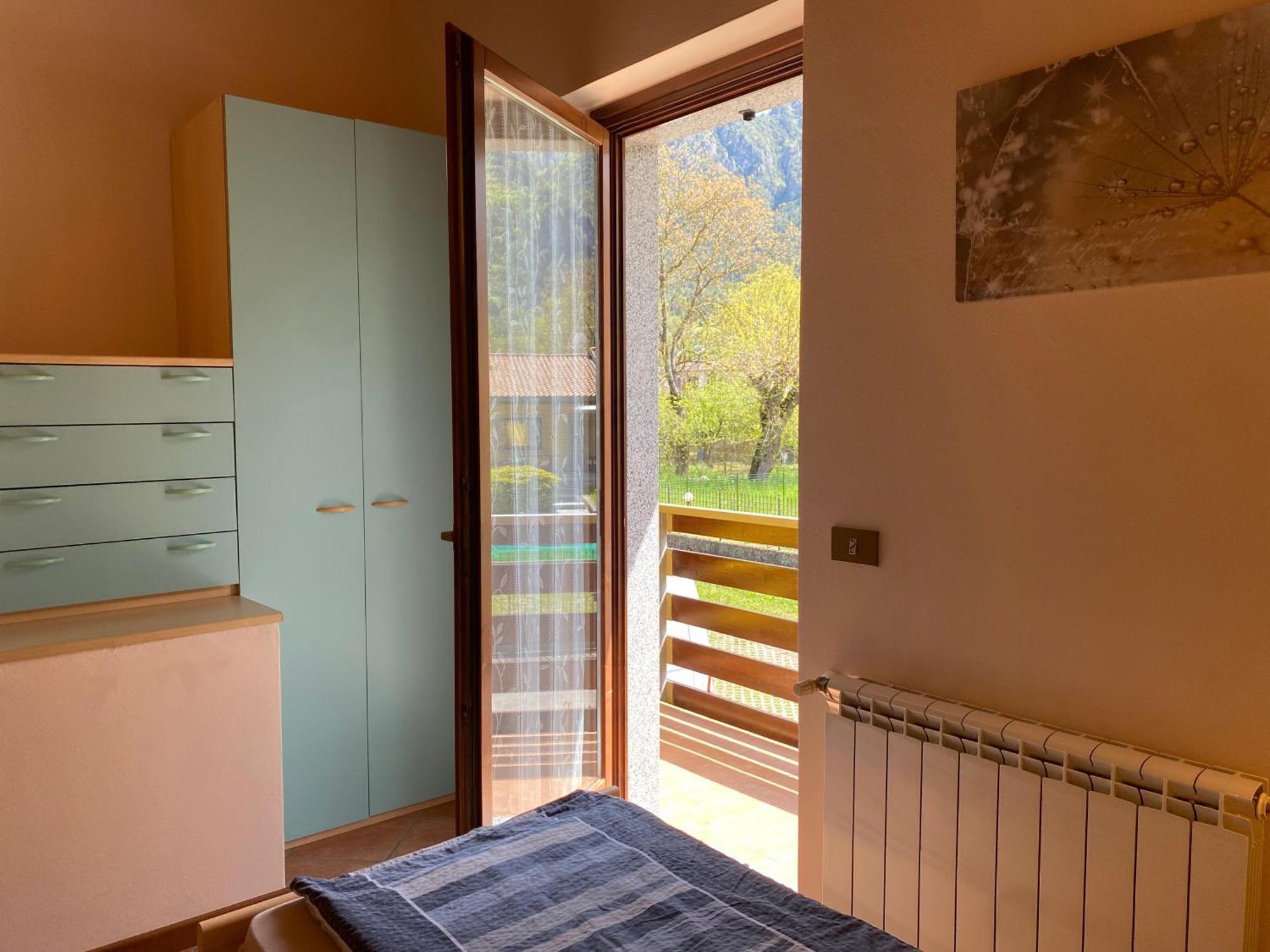 Casa Alice Apartment Crone Екстериор снимка